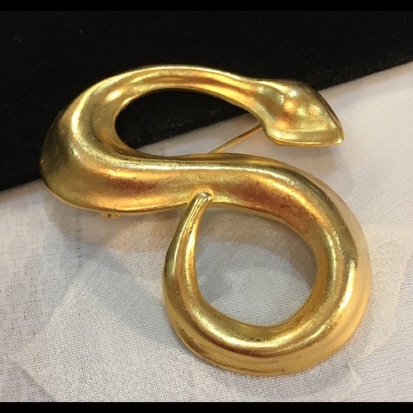 Vintage Jewelry - Vintage Brushed Gold Serpent Brooch